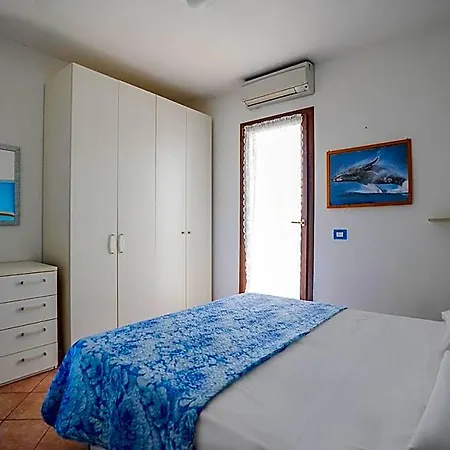 - Residenza *